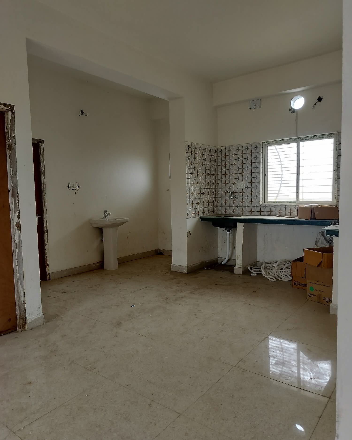 Spacious & Modern 3BHK Flat Available in