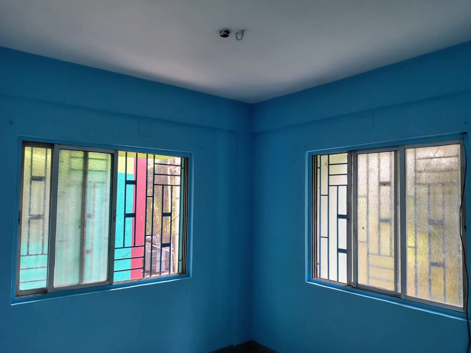 Semi Furnished 3BHK flat Available For Sail