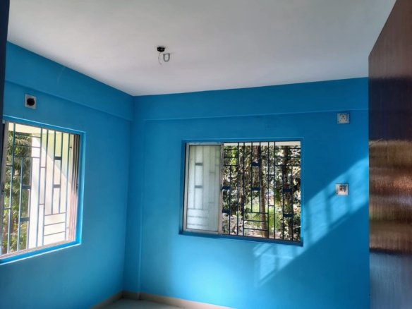 Semi Furnished 3BHK flat Available For Sail